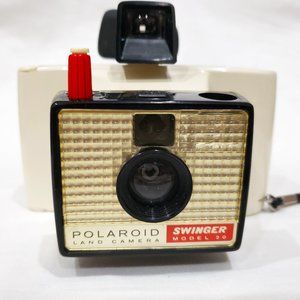 SOLD!  Vintage polaroid swinger model 20 instant camera w/strap
